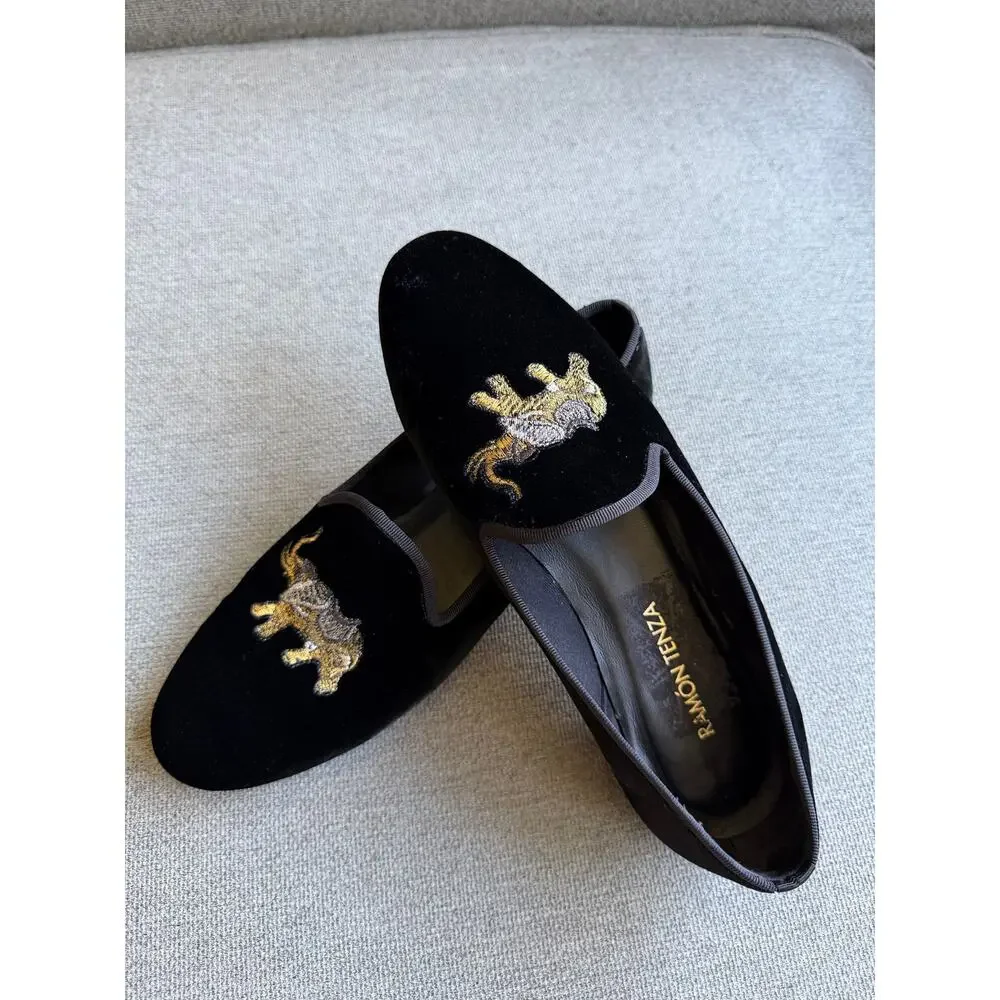 Ramon Tenza Taylor Velvet Loafer Black Elephant Embroidered Women's 8